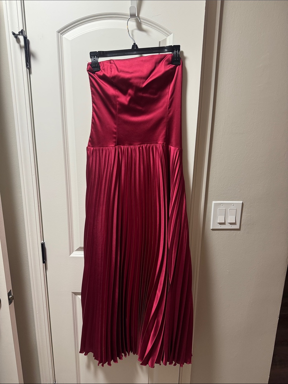 Abercrombie Strapless Pleated Dress